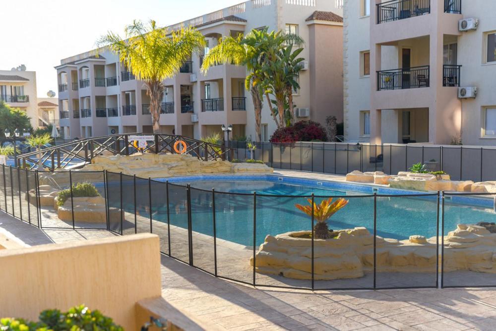 Royal Seacrest F G5 Ground Floor Apartment Paphos Buitenkant foto