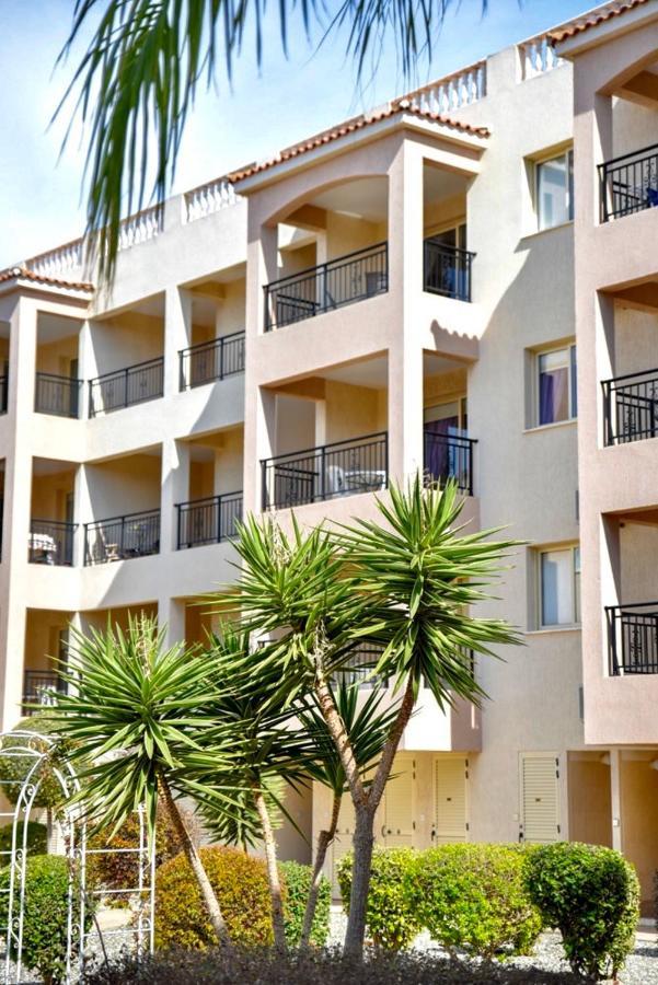 Royal Seacrest F G5 Ground Floor Apartment Paphos Buitenkant foto