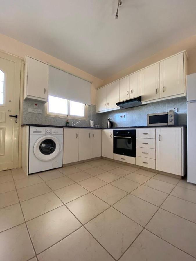 Royal Seacrest F G5 Ground Floor Apartment Paphos Buitenkant foto